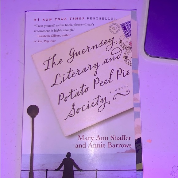 the guernsey literary and potato peel pie society - Picture 1 of 2